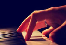 南宫28-包含Uzi重要时刻出色发挥，篮网带队取胜！热度持续攀升的词条